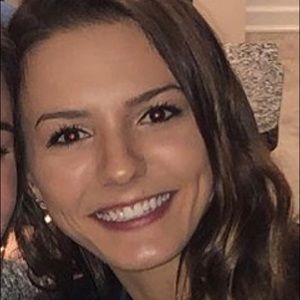 Meet your Posher, Michaela